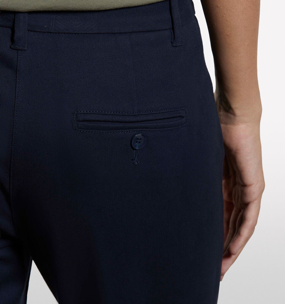 Chinos slim fit azul-escuro - calças chinos para mulher - Azul-Escuro | Sisley image number 4